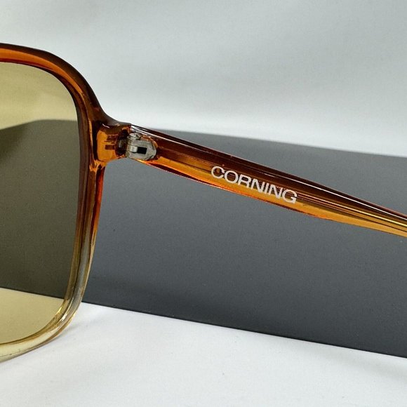 Big SUNGLASSES Corning Optics PHOTOCHROMIC Very RARE Before Serengeti main image 3